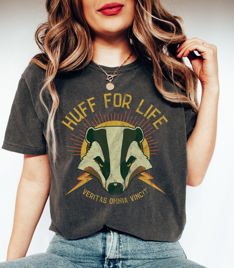Vintage Badger Wizard House T-shirt
