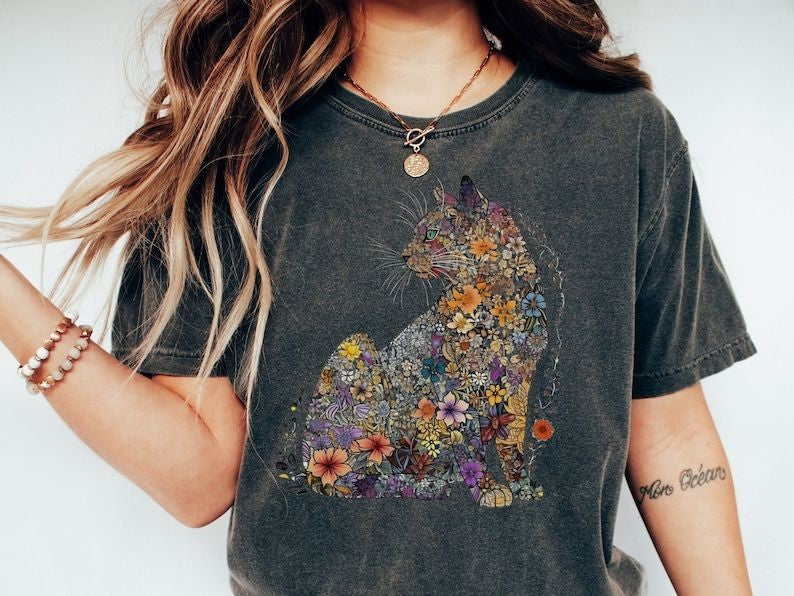 Floral Cat Mom Cat Lover T-shirt