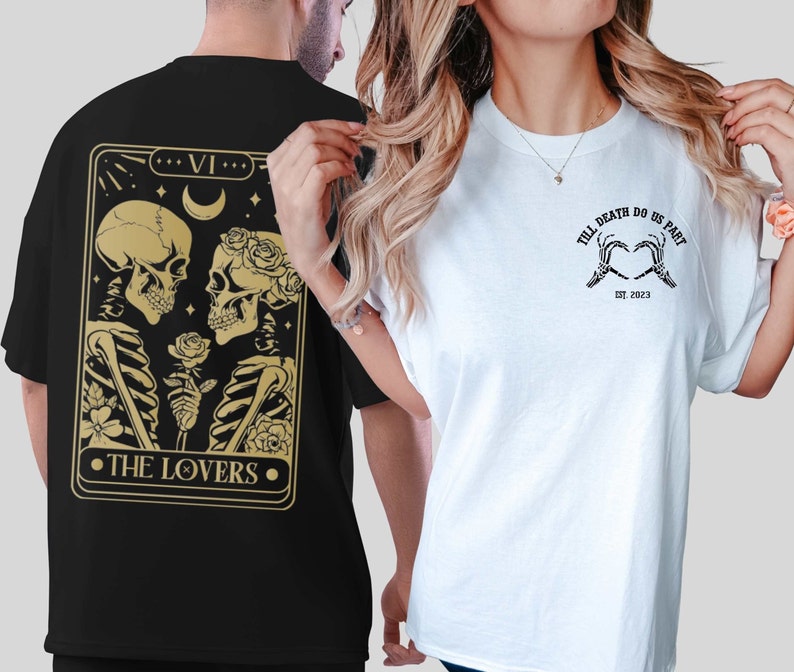 Skeletons Love T-shirt